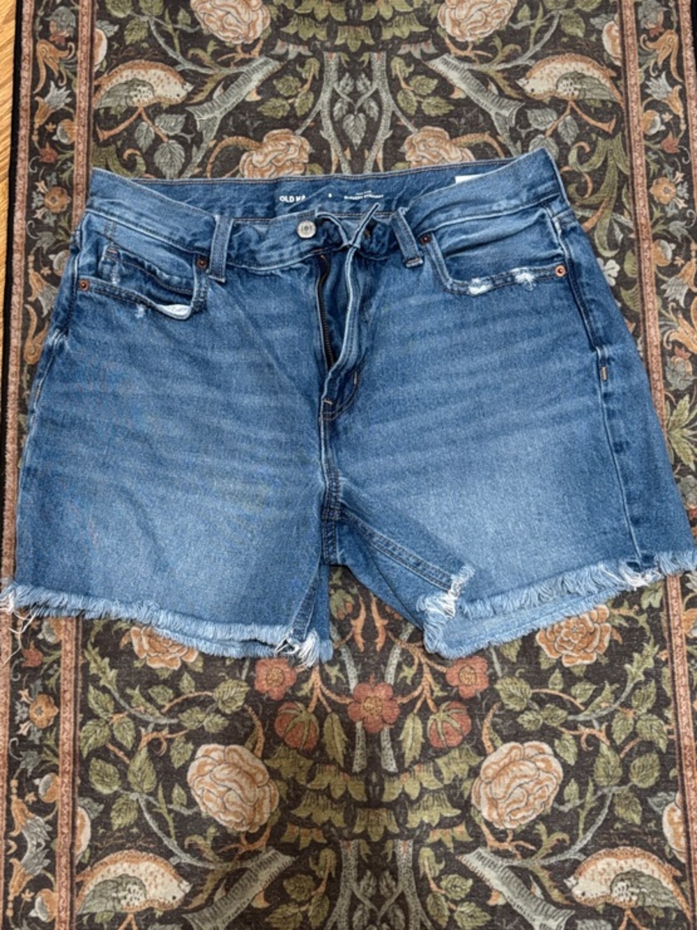 Old Navy denim cutoff jean shorts with frayed hem